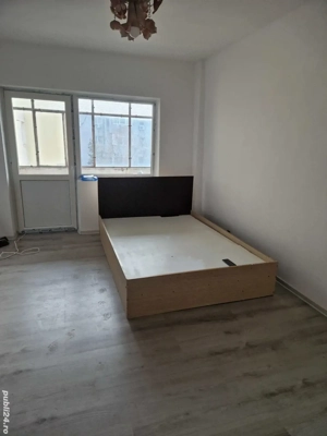 Apartament de vanzare, 4 camere Drobeta Turnu-Severin  - imagine 3