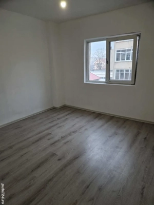 Apartament de vanzare, 4 camere Drobeta Turnu-Severin  - imagine 8