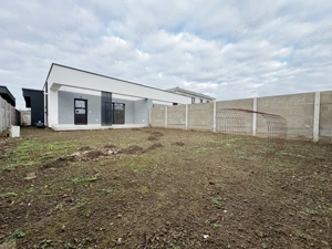 Duplex 3 camere, 80mp utili + terasa 16mp, 310mp teren -Mosnita Noua  - imagine 16