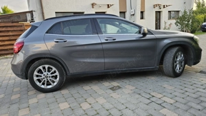 Mercedes-Benz GLA 200d Business - 12200Euro+ TVA deductibil - - imagine 5