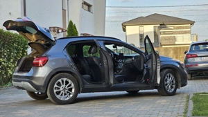 Mercedes-Benz GLA 200d Business - 12200Euro+ TVA deductibil - - imagine 9