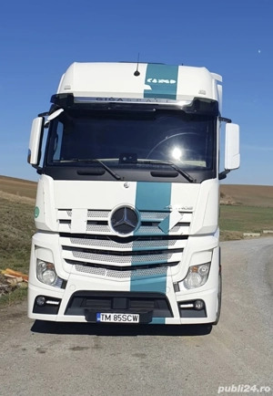 Mercedes-Benz Actros GigaSpace Mega 