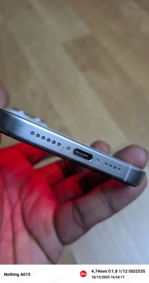 I phone 15 pro max  - imagine 5