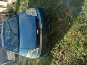 Ford fiesta 2004 - imagine 2