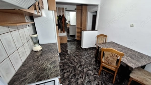 Chirie apartament 3 Camere situat in Micro 16 . Pe termen lung.