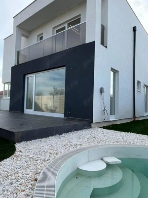 Vilă cu 5 camere , P+E, Cartierul Soarelui, Oncea, Oradea.