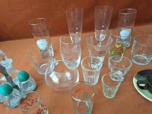 LOT de pahare diferite modele ( vechi- folosite), 24 buc - imagine 2