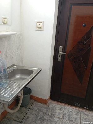 camera de închiriat  - imagine 3