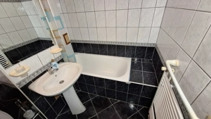 Chirie apartament 3 Camere situat in Micro 16 . Pe termen lung. - imagine 4