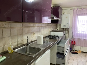 Mobilier folosit de vânzare