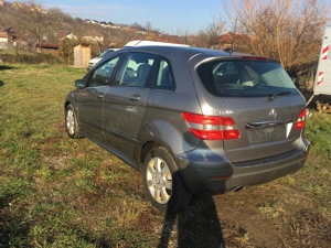 Mercedes B200 CDI - imagine 5