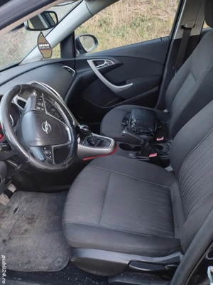 Opel ASTRA sport Tourer  - imagine 3