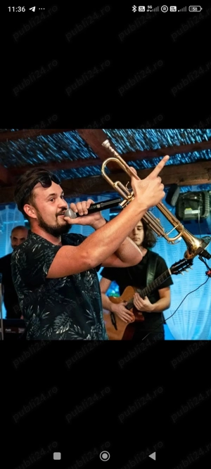 Disponibil pentru doamne mature