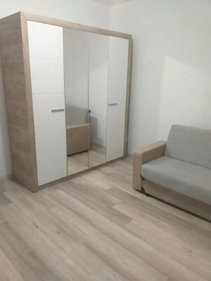 Garsoniera de închiriat 