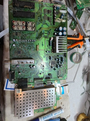 Dezmembrez tv Toshiba 32c3000p