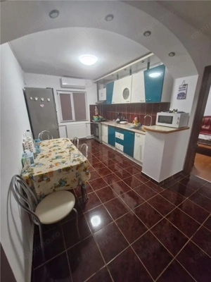 GIROCULUI - 3 CAM - DECOMANDAT - 2 BALCOANE - BOXA - CENTRALA AC - SPATIOS - imagine 20