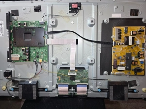 Dezmembrez tv Samsung ue40ju6000