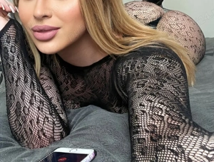 Blonda Noua in locație!fara regrete!!!!