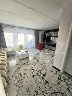 Casa de vanzare, 300 mp, zona Sud