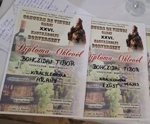Vin Alb Rose și Roșu Calitate garantată prin medalii de aur în Bazinul Carpatic și Transilvania - imagine 7