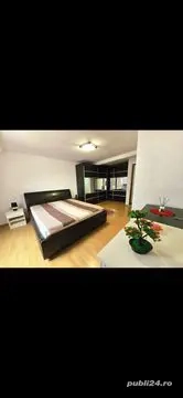 Disponibil pt Revelion  - imagine 2