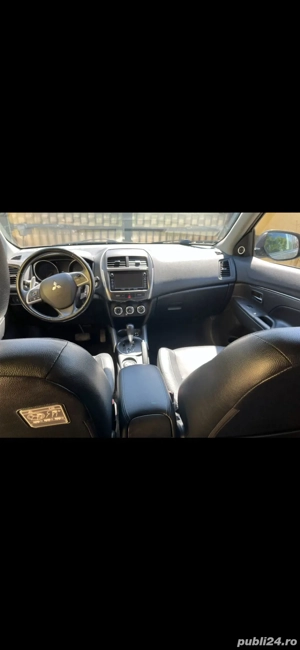 vând mitsubishi asx