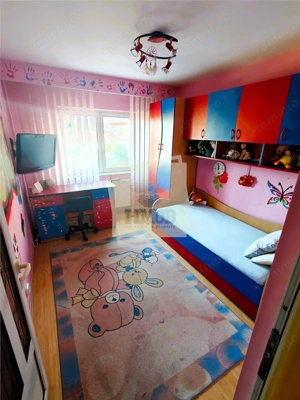 Apartament 4 camere 79mp | 2 balcoane | 2 bai | pivnita | zona Turnisor - imagine 6