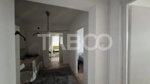 EXCLUSIVITATE-Apartament 3 camere decomandat 71 mp zona Mihai Viteazul - imagine 3