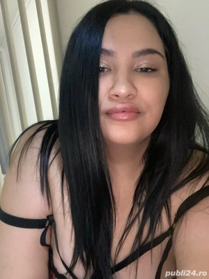 Noua in oraș! Bruneta cu forme