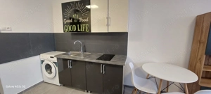 Garsoniera ,Tractorul , la 2 minute de Coresi - imagine 4