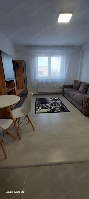 Garsoniera ,Tractorul , la 2 minute de Coresi - imagine 6