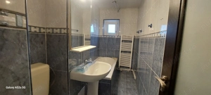 Apartament cu 3 camere, decomandat Racadau. - imagine 11