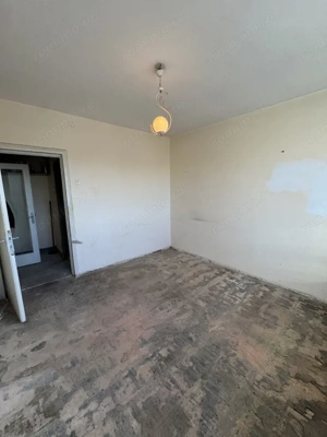 Apartament 2 camere, cf 1 semidec, etaj 4/4, Democratiei - imagine 5