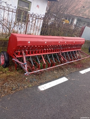 Semănătoare agricola paioase - imagine 2