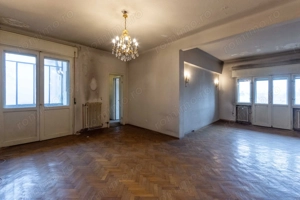 Piata Romana | Lascar Catargiu | Cal. Victoriei,5 cam pe Nicolae Iorga