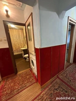 De vanzare apartament cu 3 camere, 2 bai,zona Episcopiei, 58.000 euro