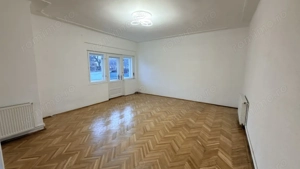 Casa 4 camere 130mp+400mp teren zona Spitalul Judetean - imagine 2