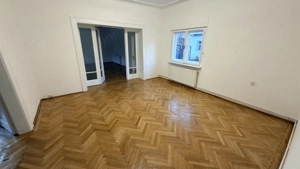 Casa 4 camere 130mp+400mp teren zona Spitalul Judetean - imagine 3