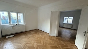 Casa 4 camere 130mp+400mp teren zona Spitalul Judetean - imagine 4