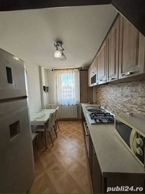 De inchiriat apartament cu 2 camere, zona centrala, mobilat și utilat, 300 euro