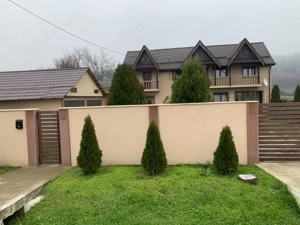 Casa P+1, 220 mp, teren 4900 mp, zona Bobicesti  - imagine 2