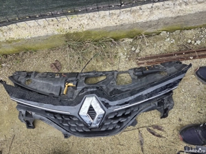 Grila renault clio 5