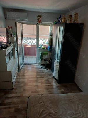 De Vînzare Apartament 3 Camere Confort 1 Decomandat  - imagine 2