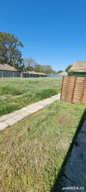 Investiție sigură: teren 1.400 mp, deschidere 33 m   posibilitate DEZMEMBRARE   zonă bună - imagine 3