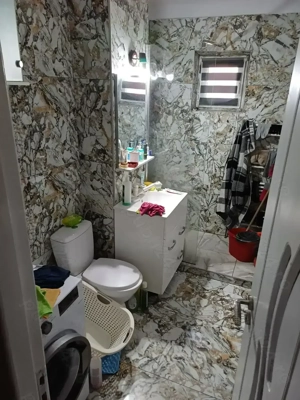 De Vînzare Apartament 3 Camere Confort 1 Decomandat  - imagine 3