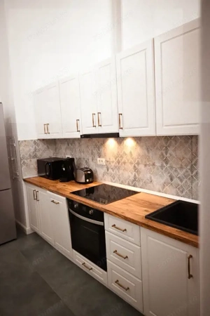 Casă de închiriat – zonă centrală,complet echipată - imagine 8