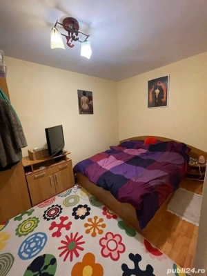 De vanzare apartament cu 3 camere, mobilat și utilat, etaj 1, 43.000 euro