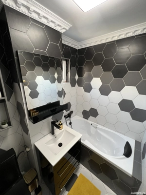 Inchiriem Ap. 3 camere decomandat, Bd. Tomis, Zona Macu Rosu - imagine 7