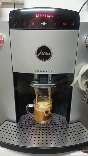 Vând expresor cafea  boabe Jura 