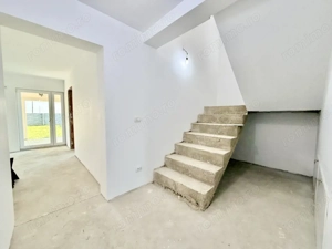 Duplex cu 5 camere si 2 bai - Mosnita  - zona Kaufland - imagine 14